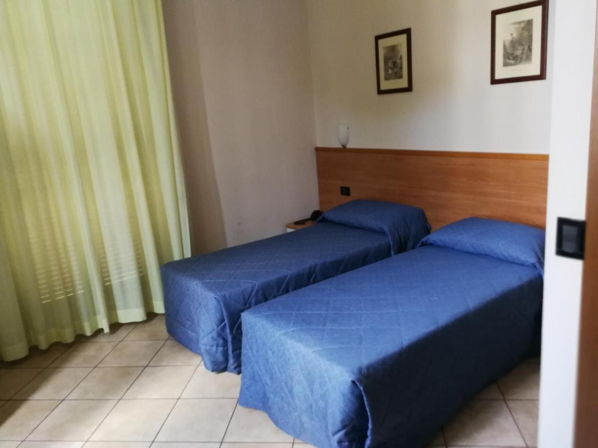 Albergo Salerno Милан Экстерьер фото